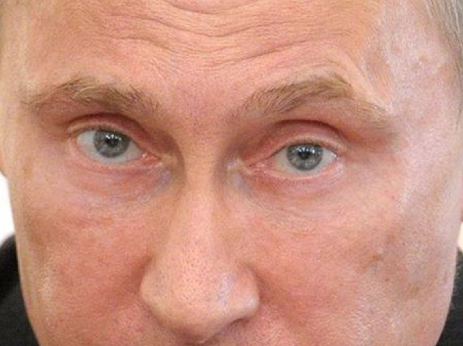 Какого цвета глаза у Путина