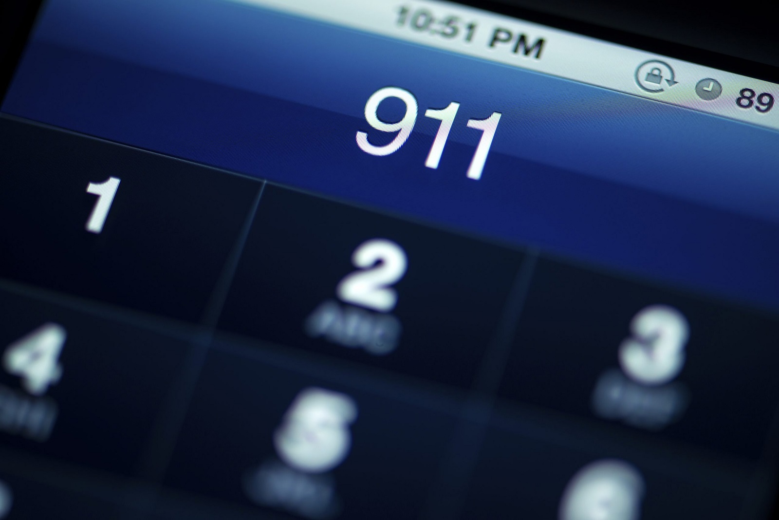 911 Телефон