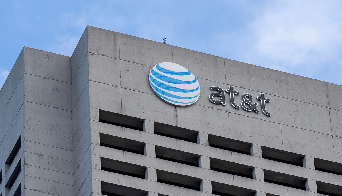 AT&T уведомляет 9 млн пользователей об утечке данных