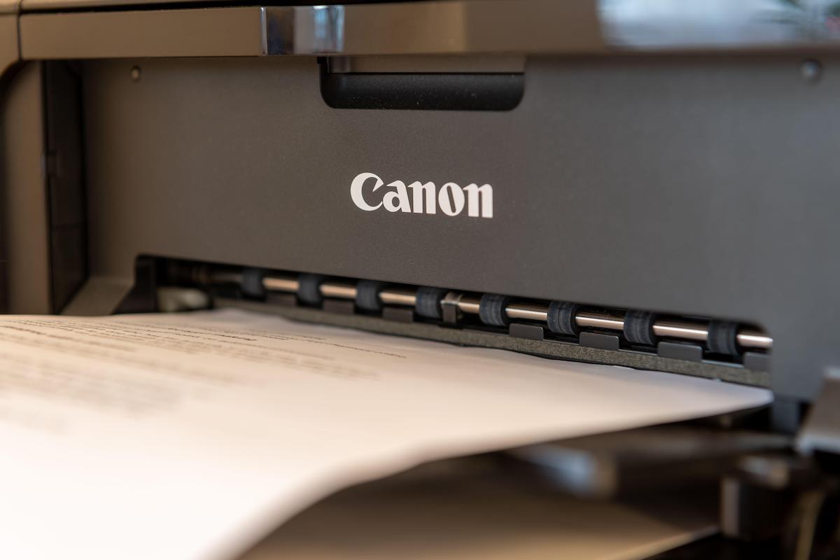 Canon: перед продажей или утилизацией принтера настройки Wi-Fi нужно удалить вручную