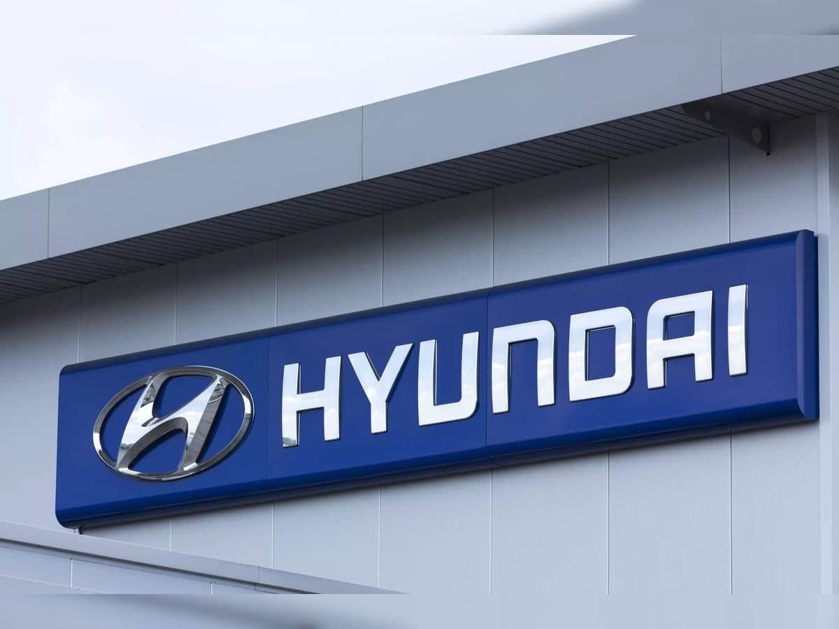 Hyundai Motor. Hyundai Motor Company. Знак Hyundai на здании. Hyundai Motor Company завод.