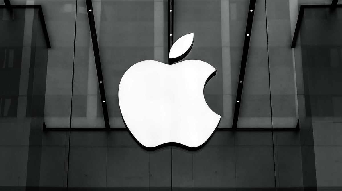 Хакер заявляет, что похитил у Apple исходные коды внутренних инструментов