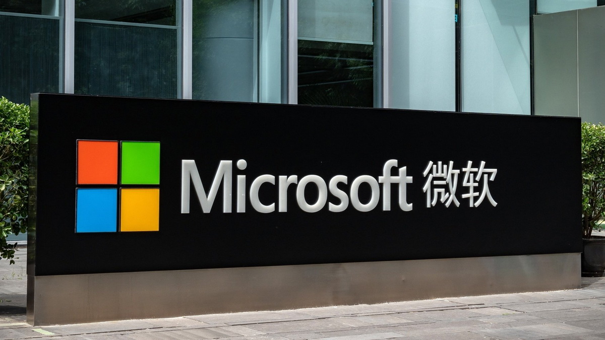 Microsoft запрещает своим сотрудникам в Китае использовать телефоны на Android
